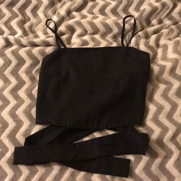 Black crop tank - Picture 3 of 3